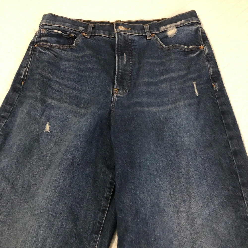 Express 90’s wide leg super high rise jeans. Size 12.